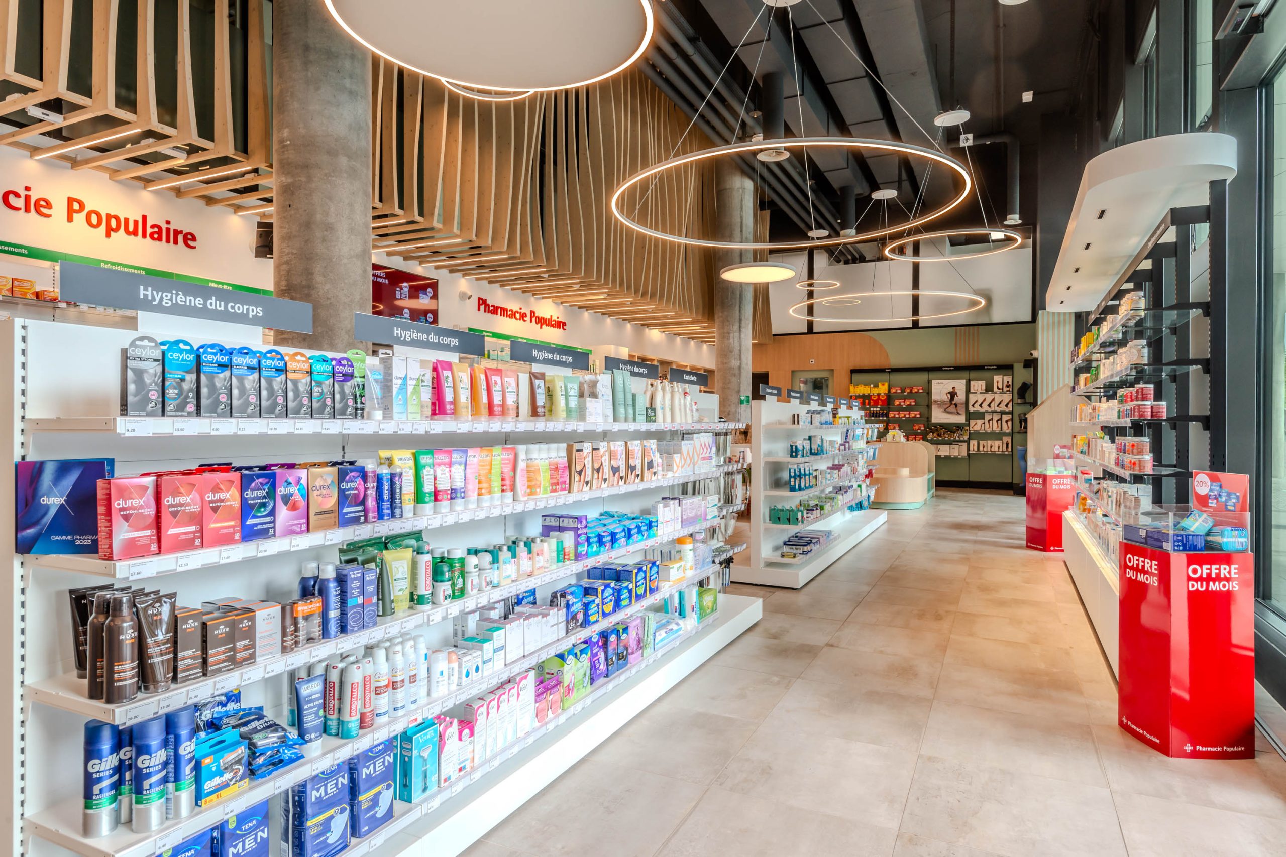 Micro architecture . Pharmacie Populaire Etang.
