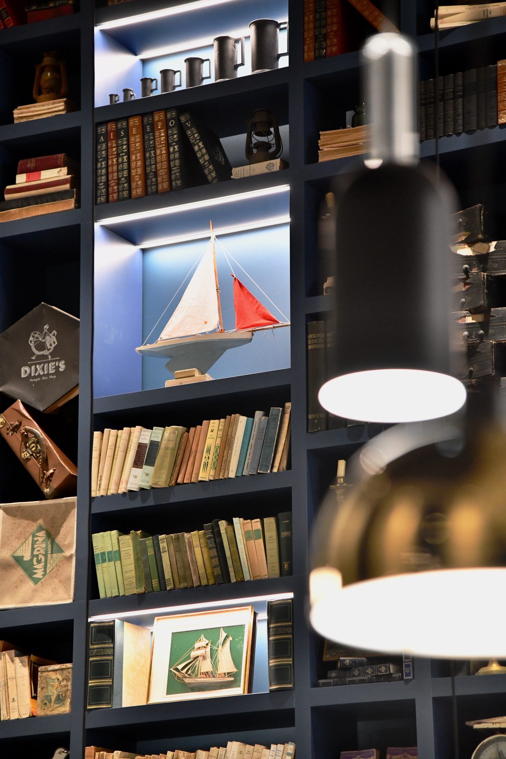 Secteur Hôtellerie. Mobilier bois sur mesure Mobil M Agencement