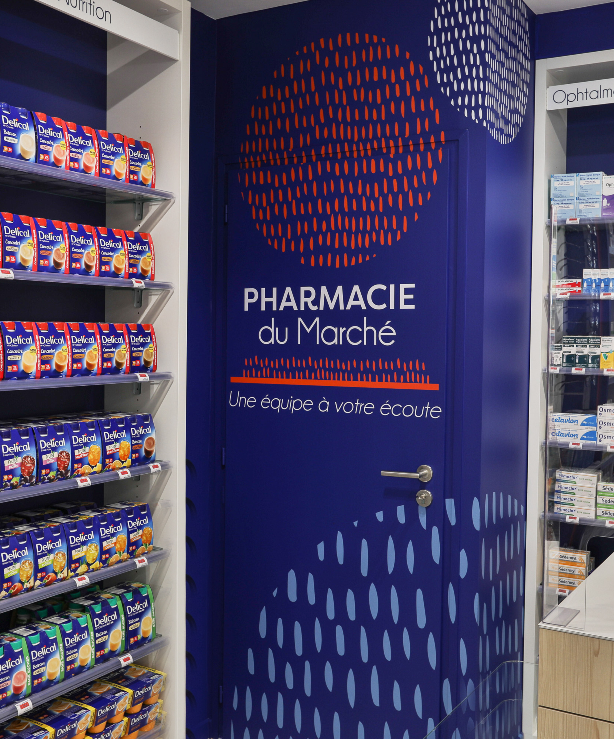 Logo et éléments graphiques reflétant l’identité unique de la pharmacie.