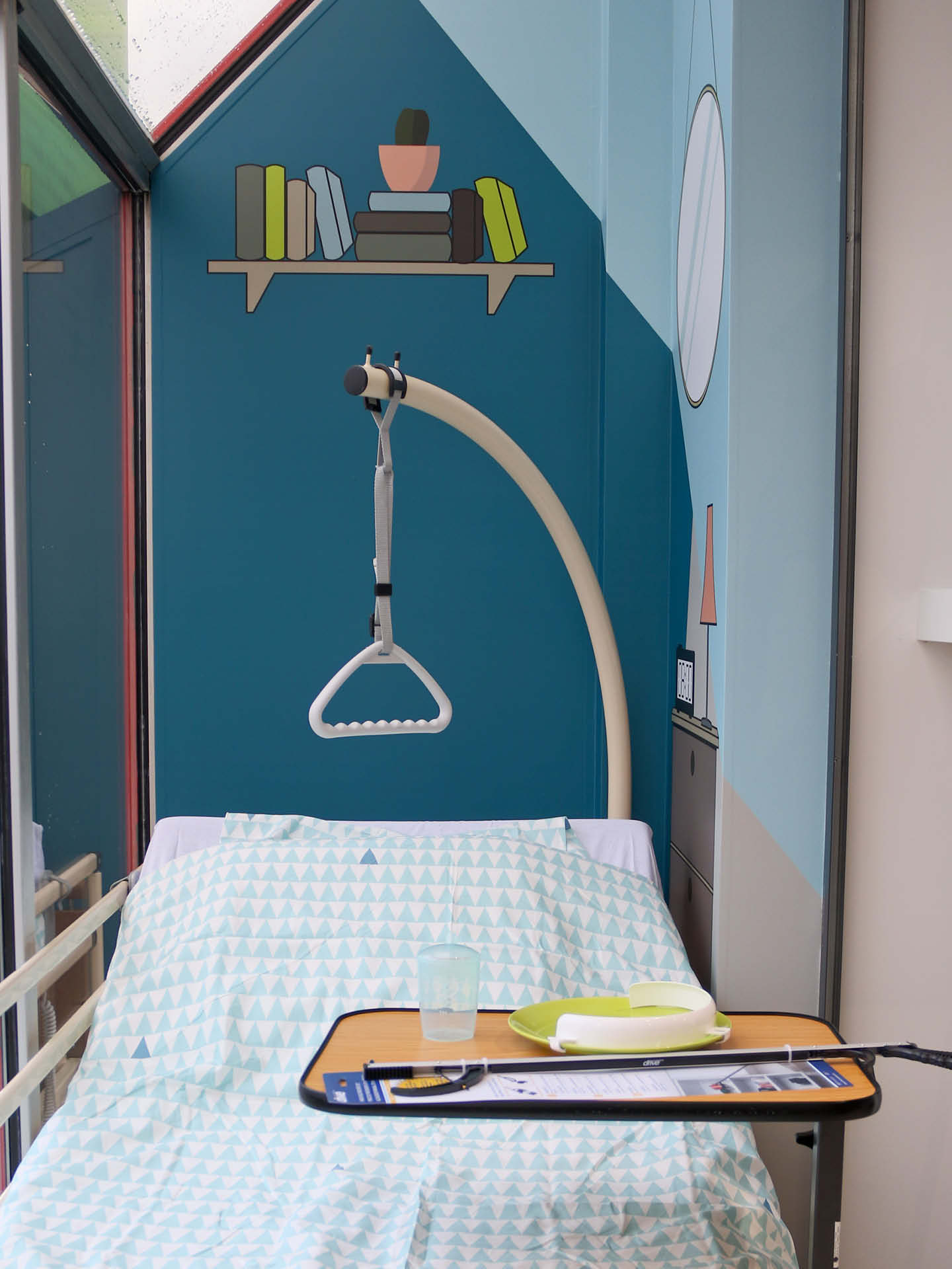 Espace maintien à domicile, identifié par une signalétique claire et une ambiance rassurante.