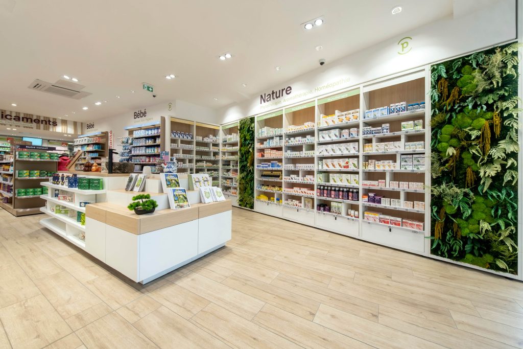 Corner Nature avec mobilier sur-mesure et matériaux naturels pour un univers apaisant.