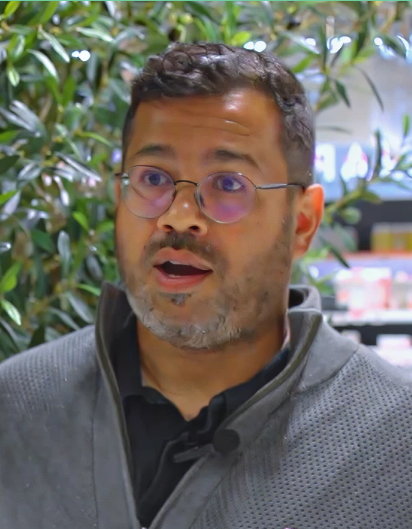 image représentant un client pharmacien Mobil M