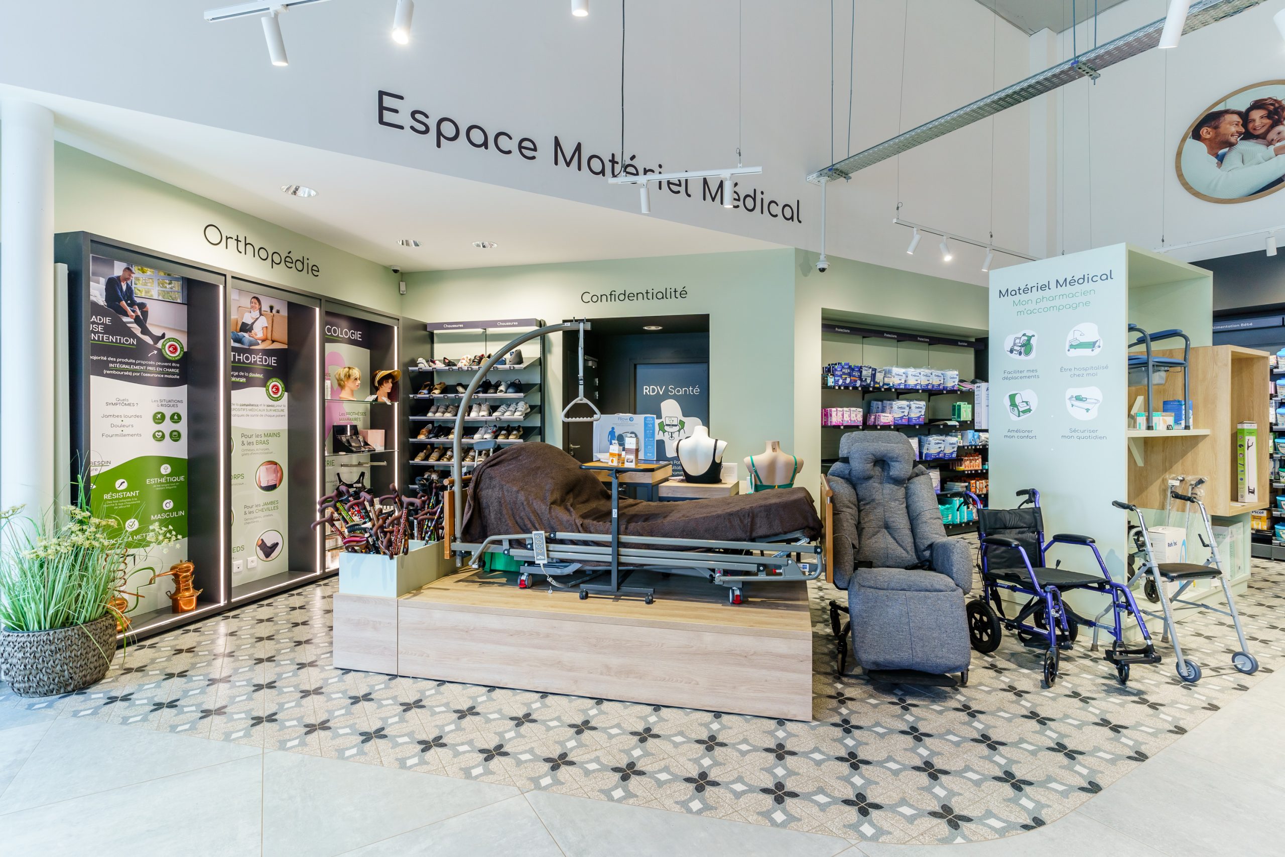 Espace Matériel Médical, Orthopédie et cabine de confidentialité.