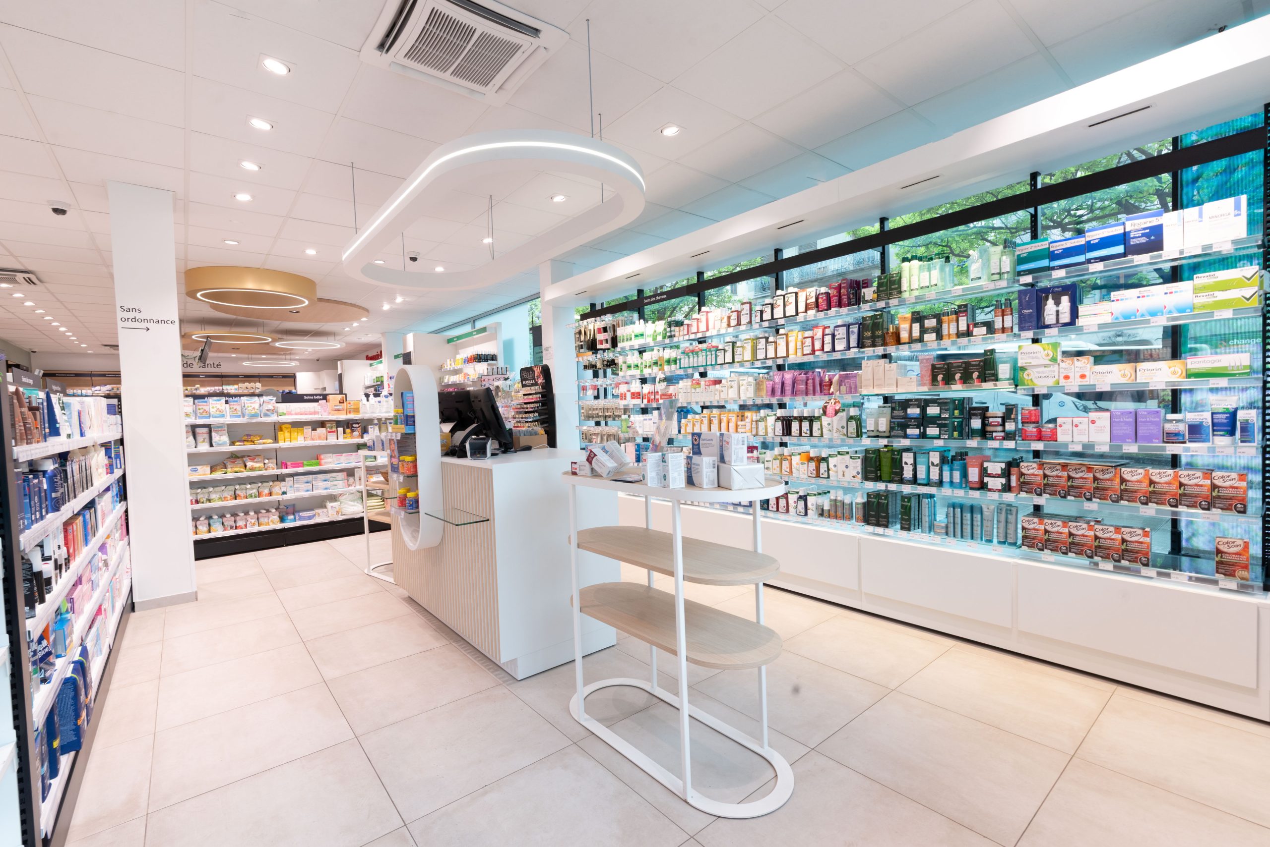 Phie Populaire Grosclaude : comptoir caisse rapide