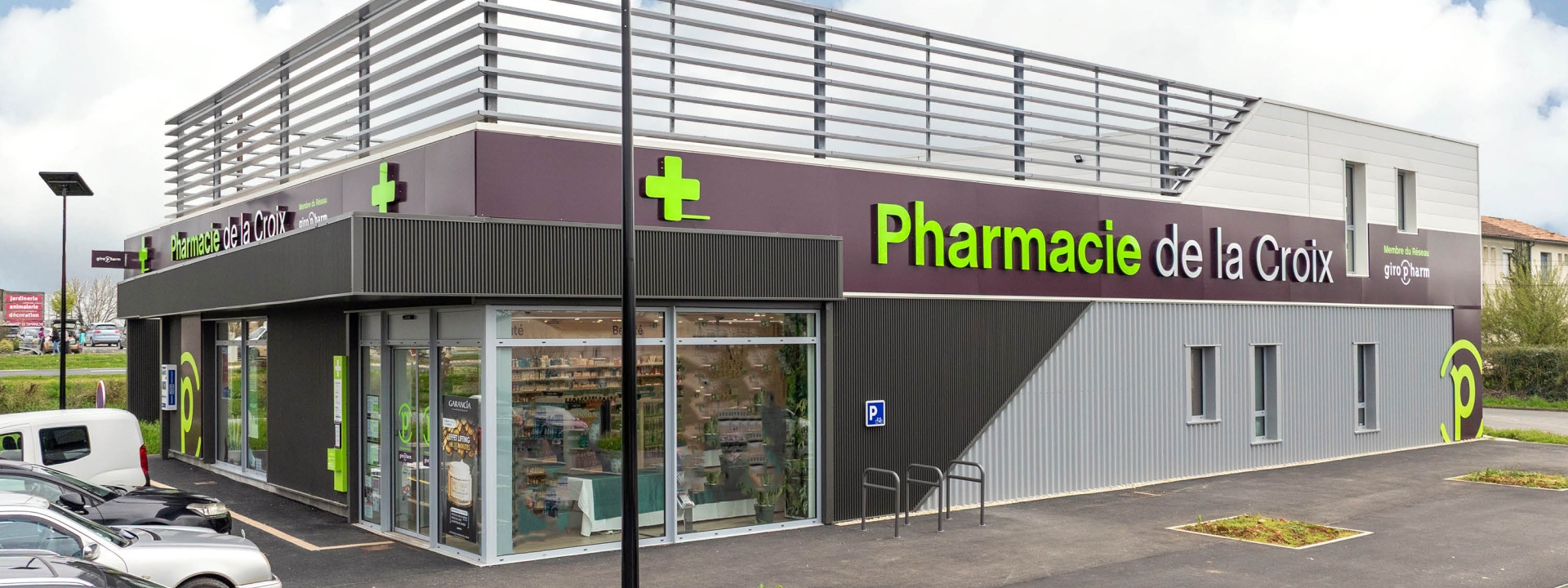 Façade pharmacie du marché