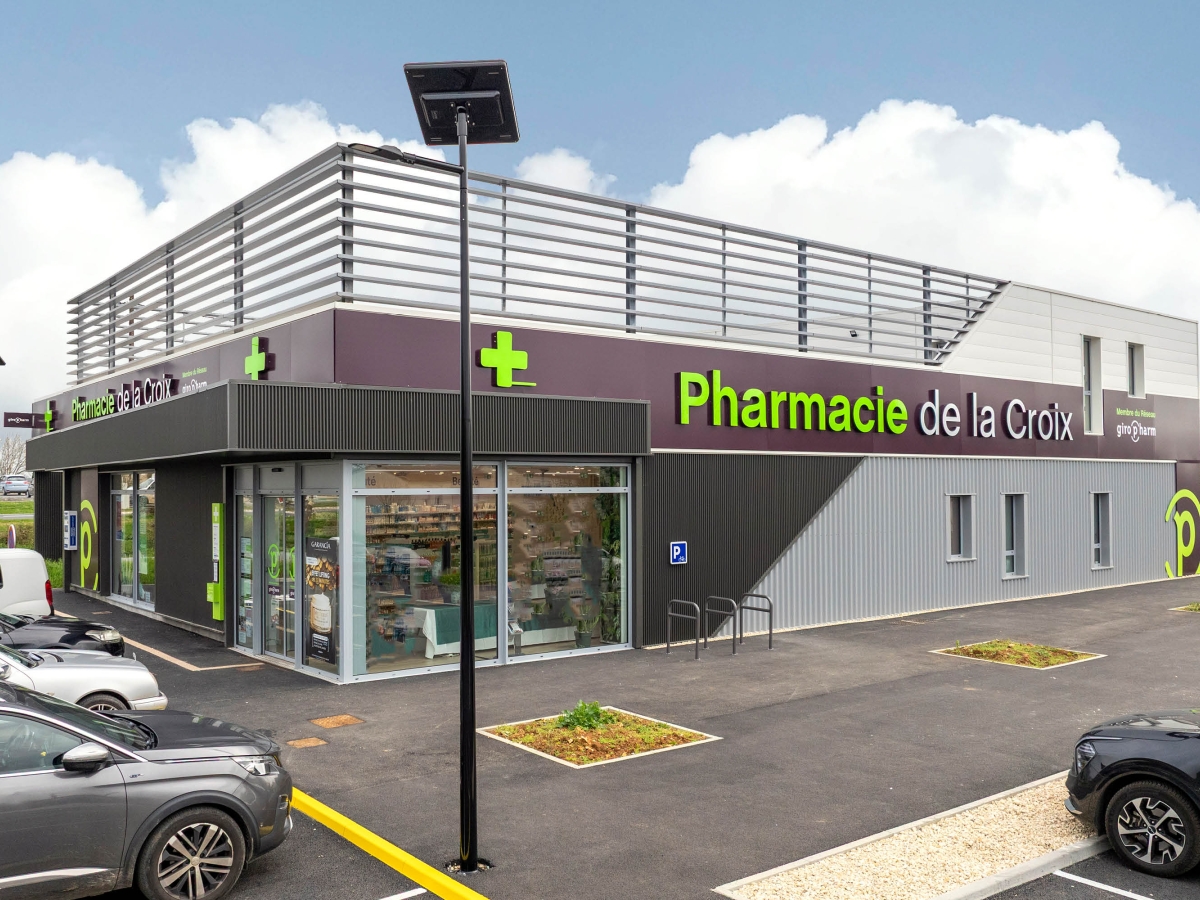 Façade pharmacie du marché