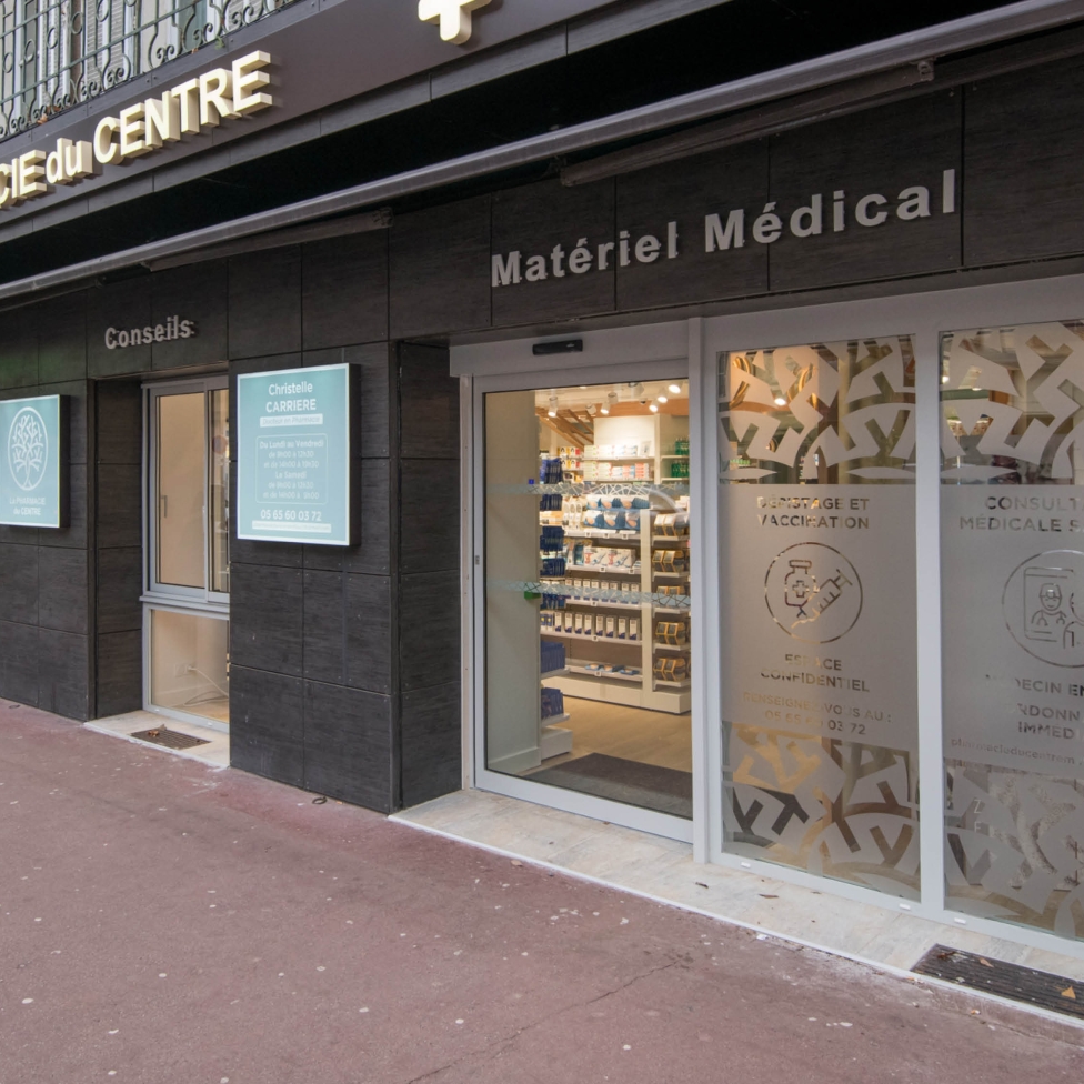 PHARMACIE CARRIÈRE