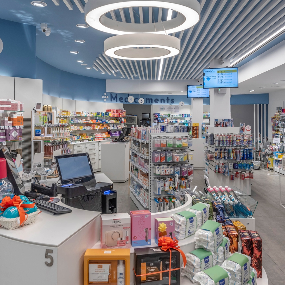 FARMACIA PILAR FONT - “SITGES CENTRE”